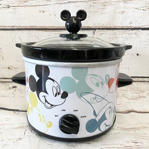 DISNEY Mickey Mouse 2 Quart Crockpot - Picture 1 of 8